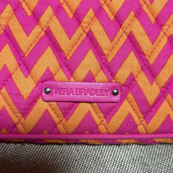 2/$30 Vera Bradley E-Reader Sleeve Chevron Orange & Pink - Picture 5 of 5